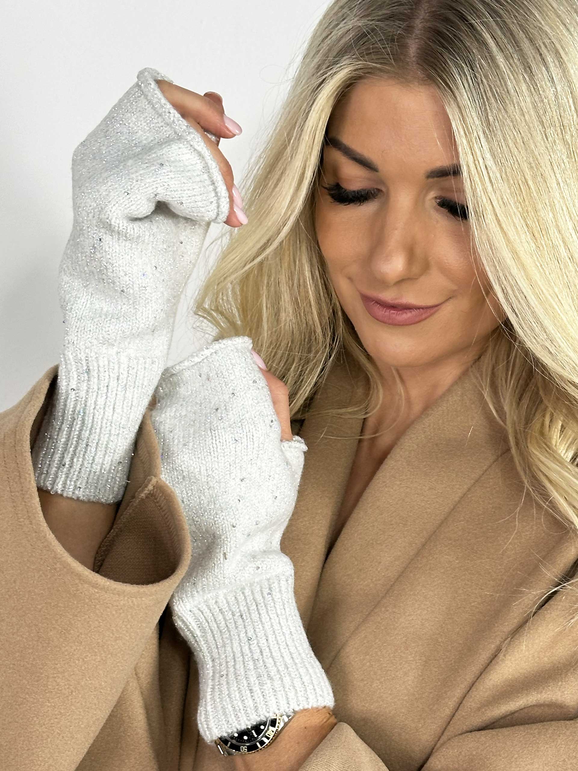 Myra - Handskar med glittertrådar och paljetter